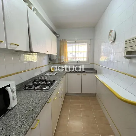 Apartament Residencial Bajos Dcha