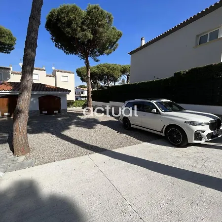 Apartament Residencial Bajos Dcha